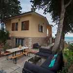Front Villa-families & Pet Friendly Villa Porto Santo Stefano (Grosseto)