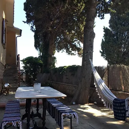 Front Villa-families & Pet Friendly